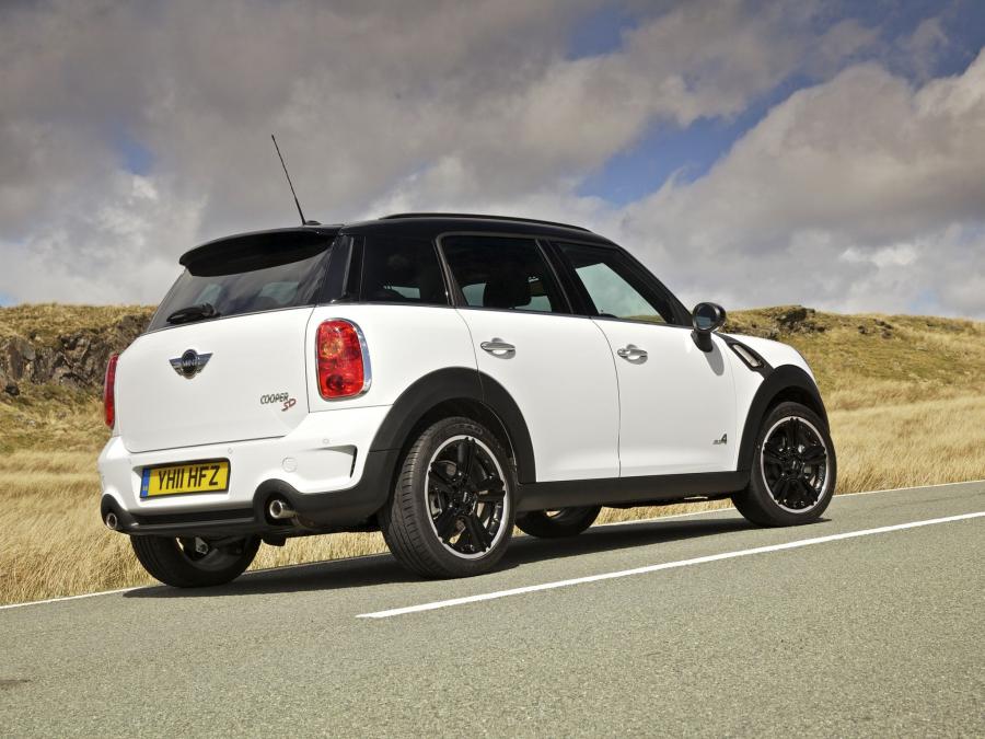  Mini Cooper Countryman SD All4 2011 года  (UK) (фото 2 из 13)